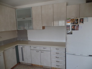 Right side of kitchen
