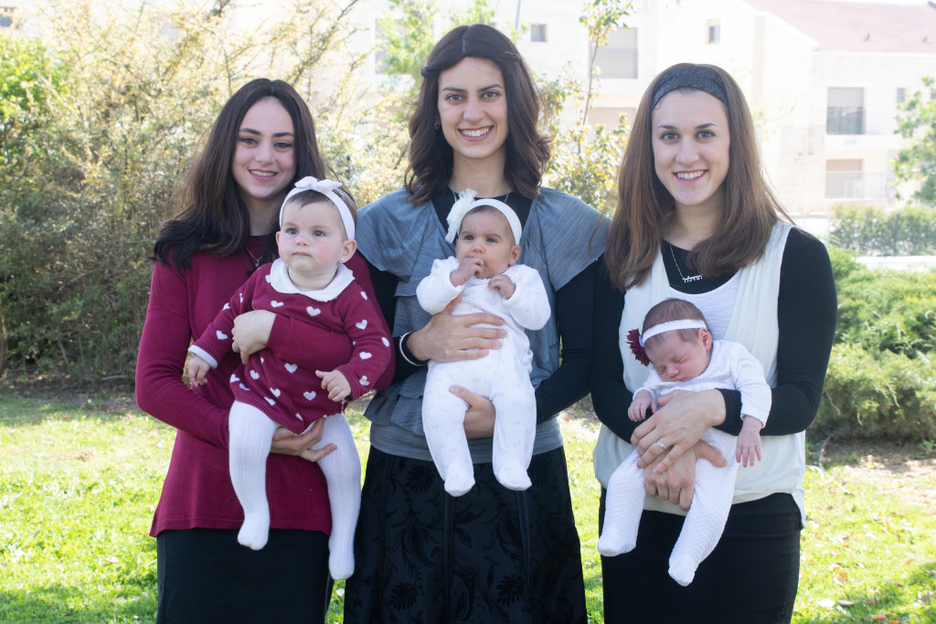 Pesach 2019 sisters 1